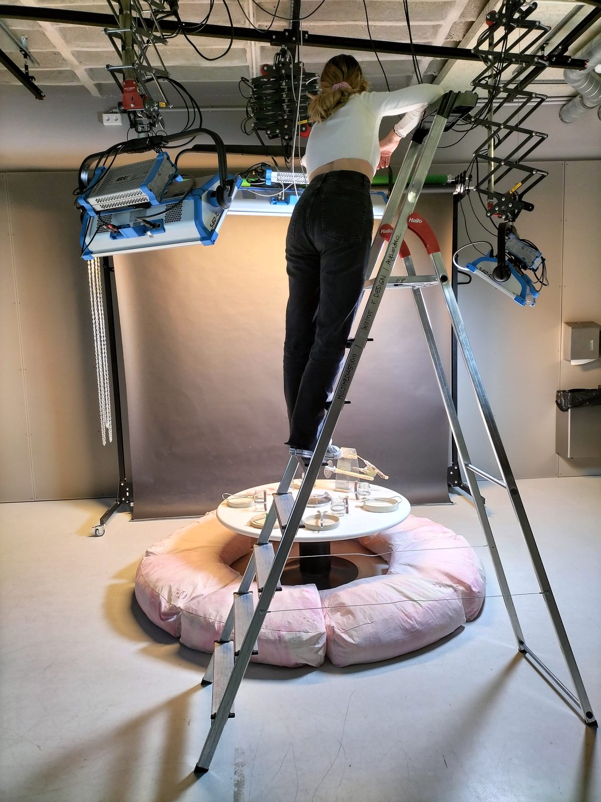 Aufbau der Installation im Fotostudio